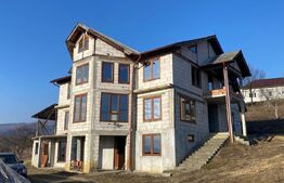 Casa P+E la rosu, teren de 71 ari, Salva