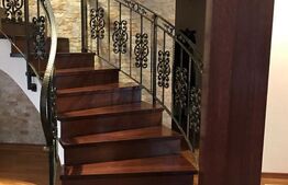 Casa individuala, 405 mp, zona Periferie 