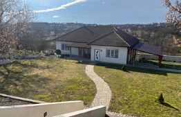 Tihnă, spațiu și bucuria de a trăi: O proprietate de excepție in sat Feleac