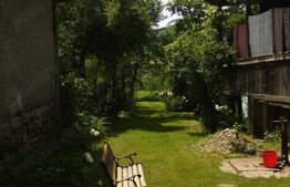 Casă batraneasca cu teren 12 ari – zonă centrală, Năsăud