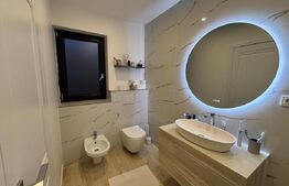 Casă spațioasă cu design elegant  – Zona Calea Moldovei