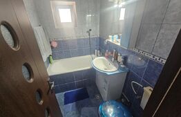 Apartament de vanzare 4 camere - Beclean