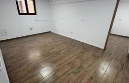 Spatiu de birouri, zona centrala