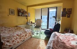 Apartament central, 3 camere, zona Plopilor 