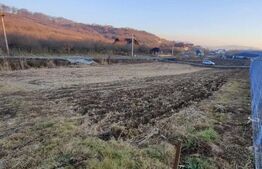 Teren intravilan 7,15 ari - construcție casă, zonă liniștită Valea Rusului