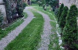 Casă individuală de vanzare, 130 mp + 800 mp teren - Livezile