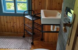 Investiție rară la Colibița – 3 cabane aproape de lac, ideale pentru turism!