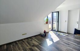 Casă de vânzare cu priveliste superba – proprietate ideală pentru două familii 