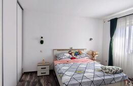 Casă de vânzare cu priveliste superba – proprietate ideală pentru două familii 