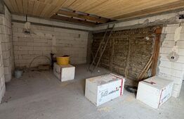 Casa si teren in Ocnita 