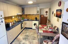 Apartament spațios cu 3 camere, zona centrala,orasul Nasaud