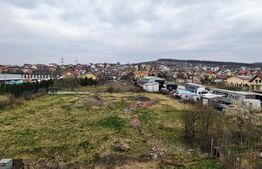 Teren intravilan cu dublu acces + construcție la roșu 500 mp, centura Bistrita