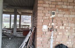 Teren intravilan cu dublu acces + construcție la roșu 500 mp, centura Bistrita