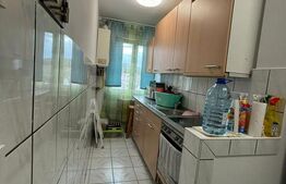 Apartament cu 2 camere, 50 mp, zona Decebal 