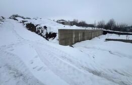 Casa la stadiu proiect, 5 ari teren, zona Valea Ghinzii