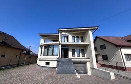 Casa de vanzare D+P+1, zona Dedeman, Bistrița