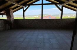 Casă individuala de vânzare, 5 camere, 214 mp, Bistrita