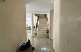 Casă individuala de vânzare, 5 camere, 214 mp, Bistrita