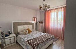 Casă individuala de vânzare, 5 camere, 214 mp, Bistrita