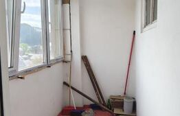 Apartament spațios și luminos, 3 camere, în Năsăud – complet mobilat și renovat