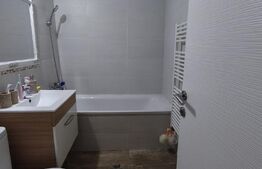 Apartament spațios cu 4 camere, complet mobilat și renovat modern, zonă C.R.Vivu