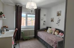 Apartament spațios cu 4 camere, complet mobilat și renovat modern, zonă C.R.Vivu