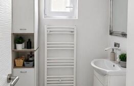 Apartament spațios cu 4 camere, complet mobilat și renovat modern, zonă C.R.Vivu