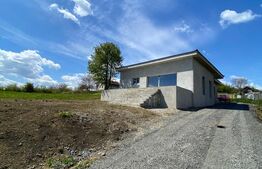 Casă parter | Livezile | Priveliște spre oraș | 125 mp utili | Teren 7 ari