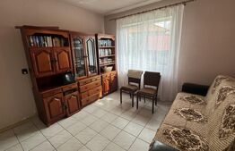Casă de vânzare, în Sigmir și 10 ari de teren