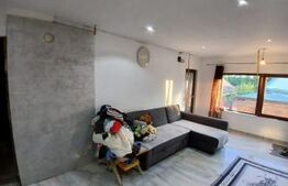 Casa individuala de vanzare + 1200 mp teren, Uriu