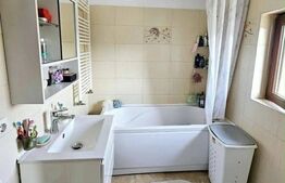 Apartament modern cu 2 camere, situat în partea de jos a orașului 