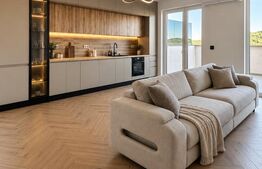 Penthouse cu terasă generoasă și finisaje premium 