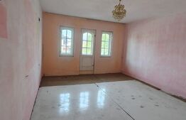 Casă spațioasă de vânzare — Calea Moldovei, zonă rezidențială
