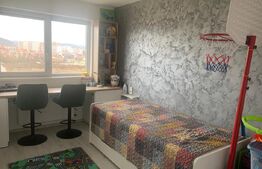 Apartament 3 camere, loc de parcare, bloc nou, zona Zavoaie
