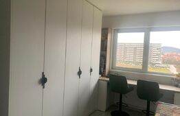 Apartament 3 camere, loc de parcare, bloc nou, zona Zavoaie