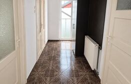 Apartament 3 camere, 93 mp, strada Avram Iancu