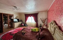 Casă individuală de vânzare, 200 mp, zona Tarpiu 