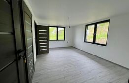 Casă stil mediteranean, 162 mp, teren 2600 mp, zona Silivașu de Câmpie