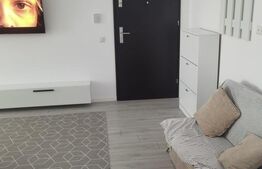 Apartament cu două camere de închiriat, 51 mp, în bloc nou