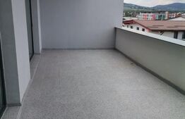 Apartament cu două camere de închiriat, 51 mp, în bloc nou