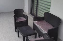 Apartament cu două camere de închiriat, 51 mp, în bloc nou