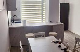 Apartament cu două camere de închiriat, 51 mp, în bloc nou