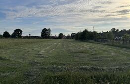 1600 mp de teren intravilan, situat într-o zonă liniștită 
