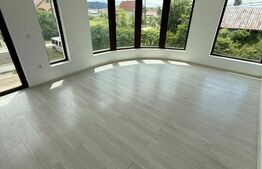 Casa de vanzare, 200 mp + teren de 1.200 mp - Unirea