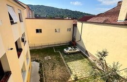 Apartament cu 2 camere, decomandat, cu terasă și grădină – ultracentral