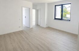 Apartament 3 camere + balcon, etaj 1 