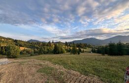 Teren de vânzare la Piatra Fântânele