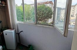 Apartament de vanzare - 4 camere - Zona Împăratul Traian