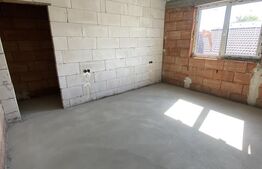 Casa individuala, 4 dormitoare, curte generoasa, garaj, zona linistita