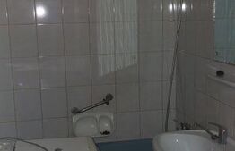 Garsonieră practică, mobilată și bine compartimentată
